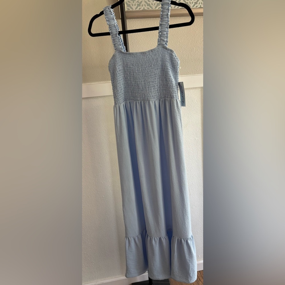 Derek Heart Light Blue Smocked Maxi Dress Size L NWT NEW - Picture 2 of 5